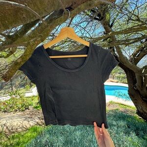 brandy melville | black tee